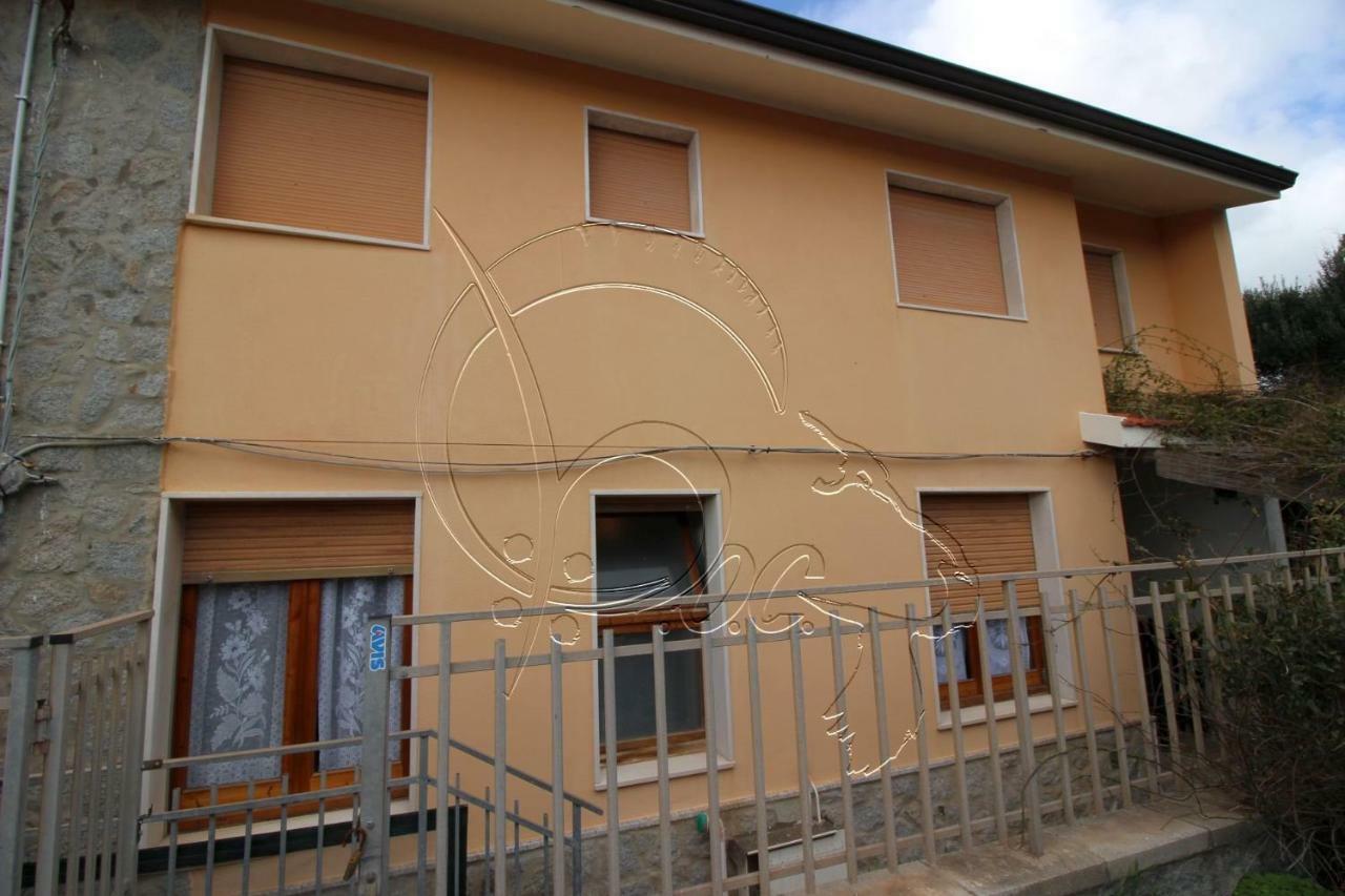 Ampio Appartamento Marina Di ארבוס מראה חיצוני תמונה