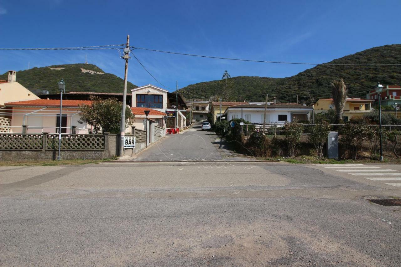 Ampio Appartamento Marina Di ארבוס מראה חיצוני תמונה